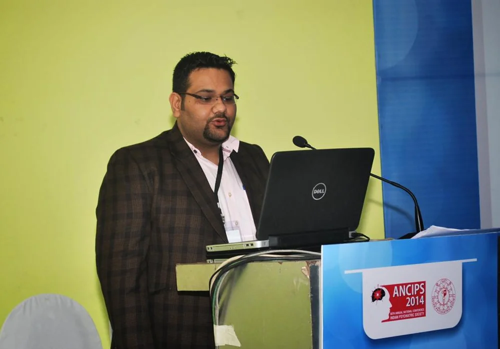 Dr. Akhil Dhanda